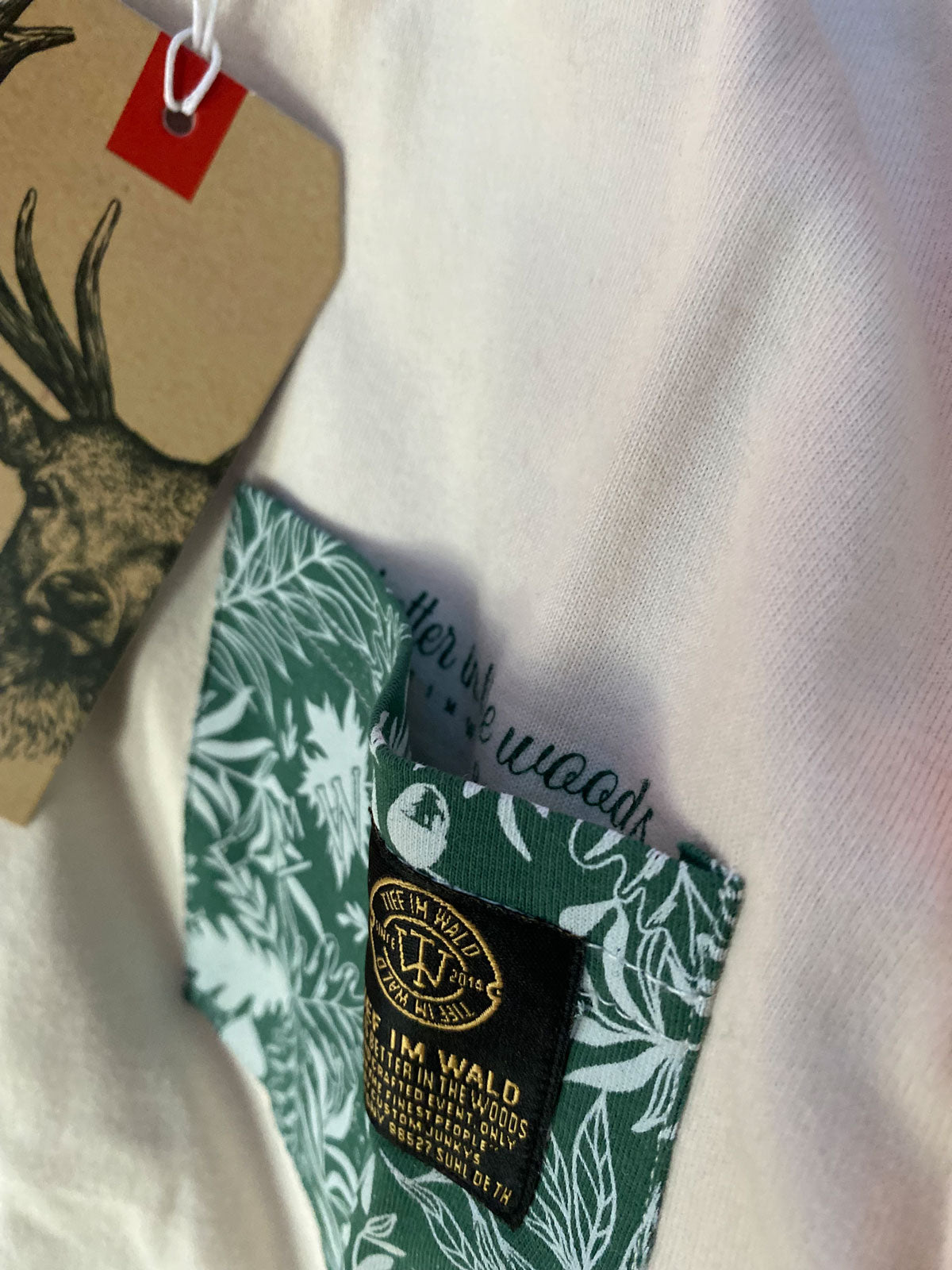 From the Woods | T-Shirt mit Brusttasche